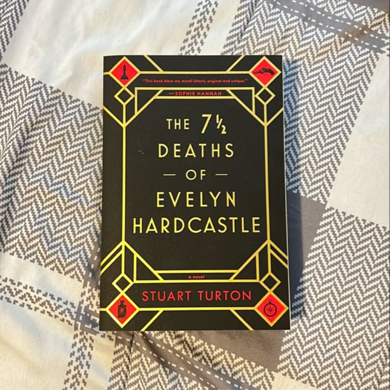 The 7½ Deaths of Evelyn Hardcastle