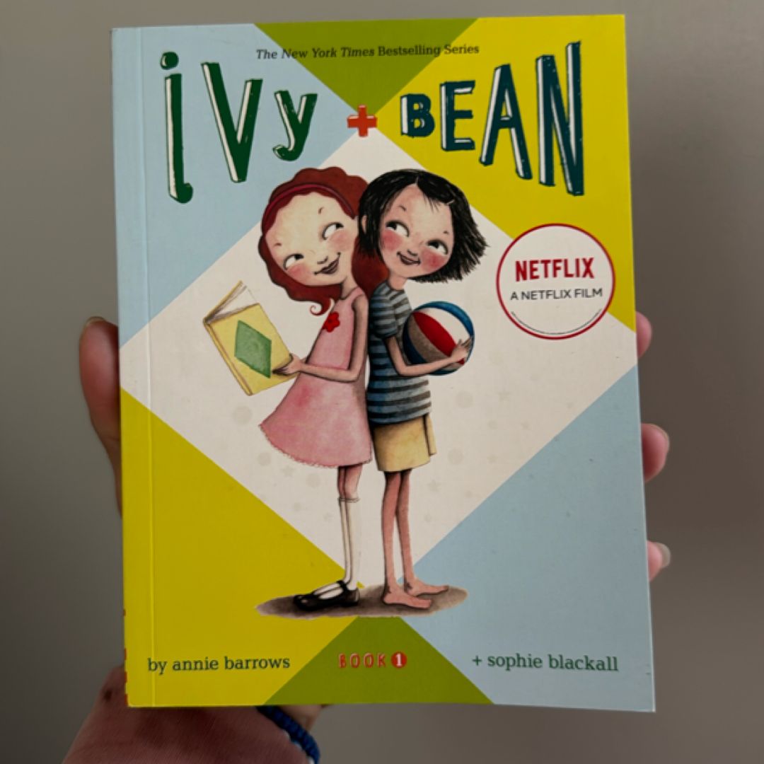 Ivy and Bean - Book 1 (Ivy and Bean Books, Books for Elementary School)