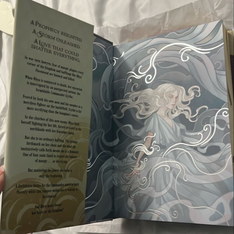Signed! The Wind Weaver - Fairyloot Exclusive Edition 