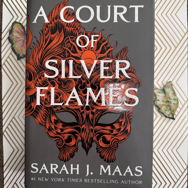 A Court Of Silver Flames 