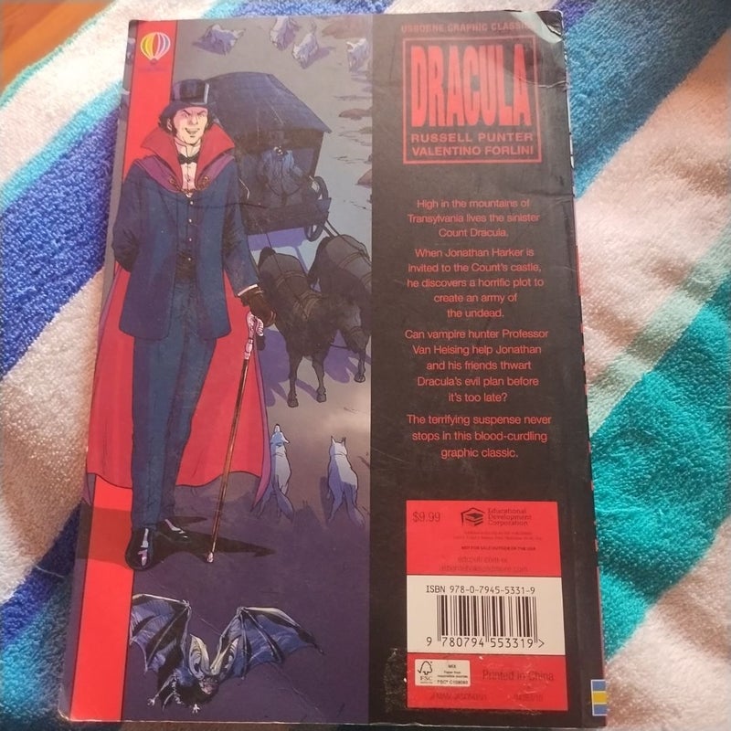 The Usborne Graphic Classics Dracula