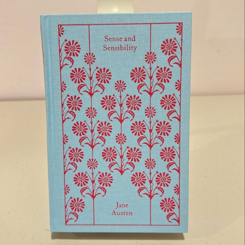 Sense and Sensibility (Hardcover Clothbound Edition)