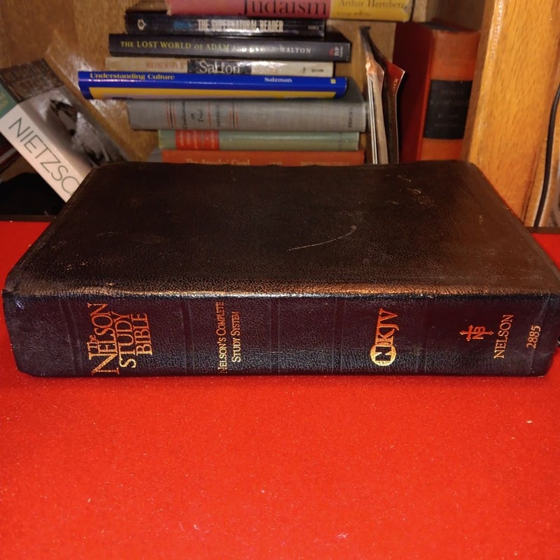 The Nelson Study Bible NKJ Leather 1997