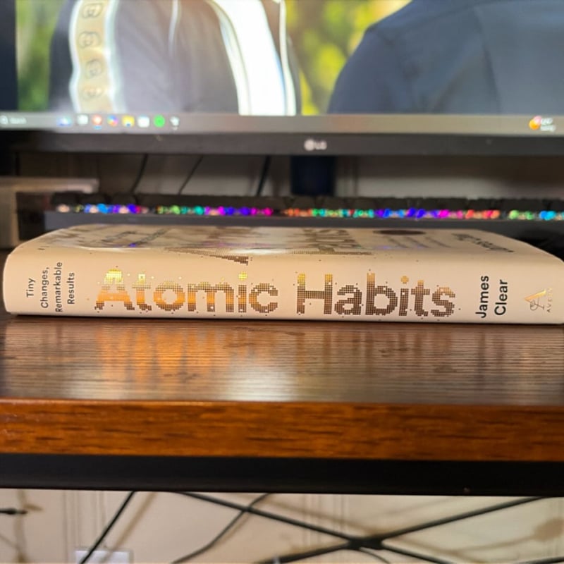 Atomic Habits by James Clear, Hardcover | Pangobooks