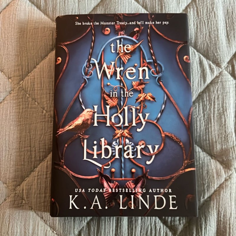 The Wren in the Holly Library (Deluxe Limited Edition)