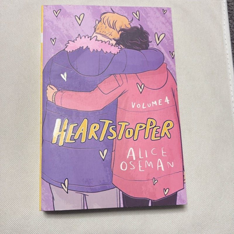 Heartstopper: Volume 4: a Graphic Novel