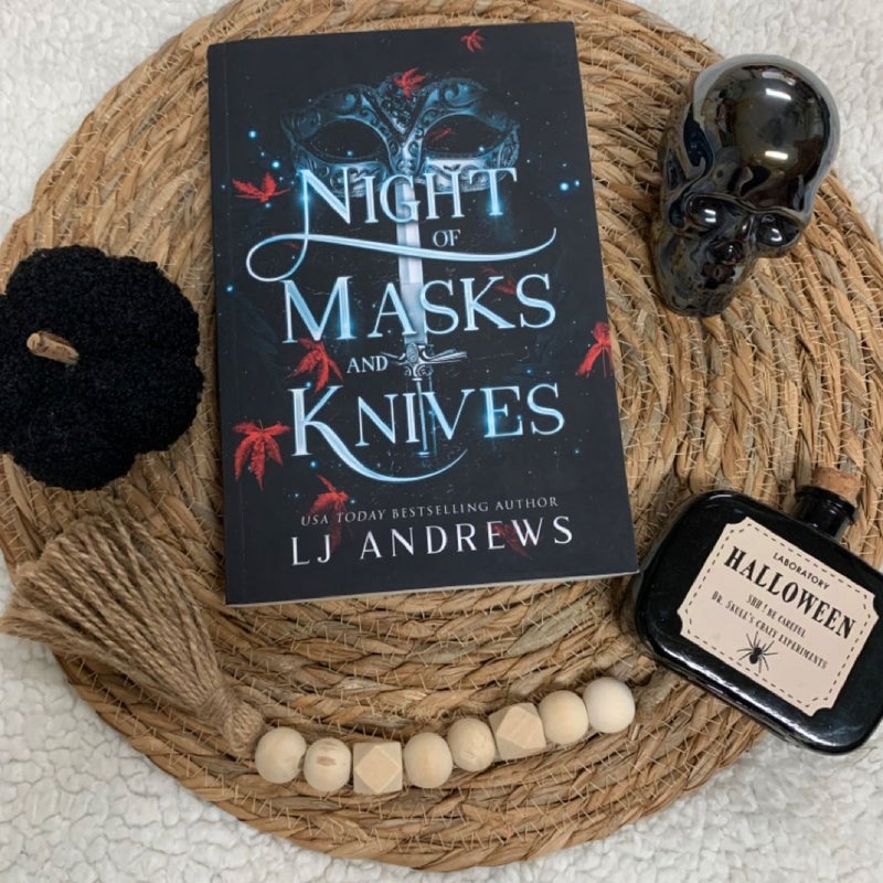 Night of Masks and Knives