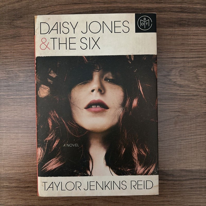 Daisy Jones & The Six: A Novel: Jenkins Reid, Taylor: 9781524798628:  : Books