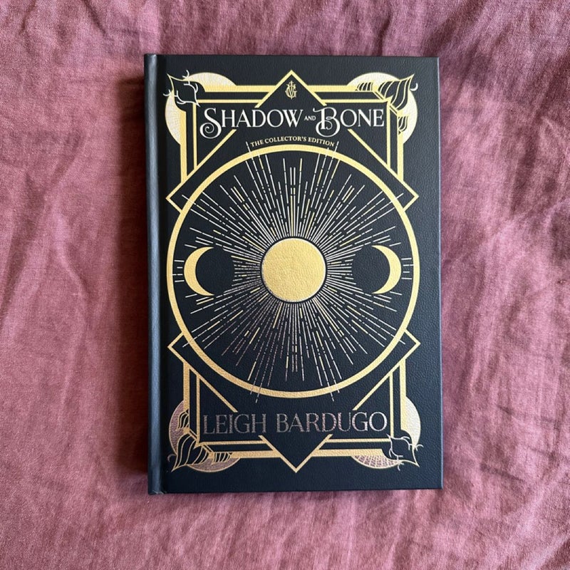 Shadow and Bone: the Collector's Edition