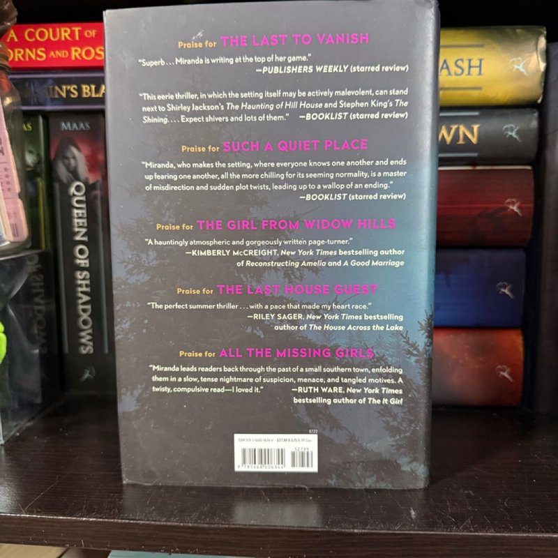 The Last To Vanish by Megan Miranda, Hardcover Pangobooks