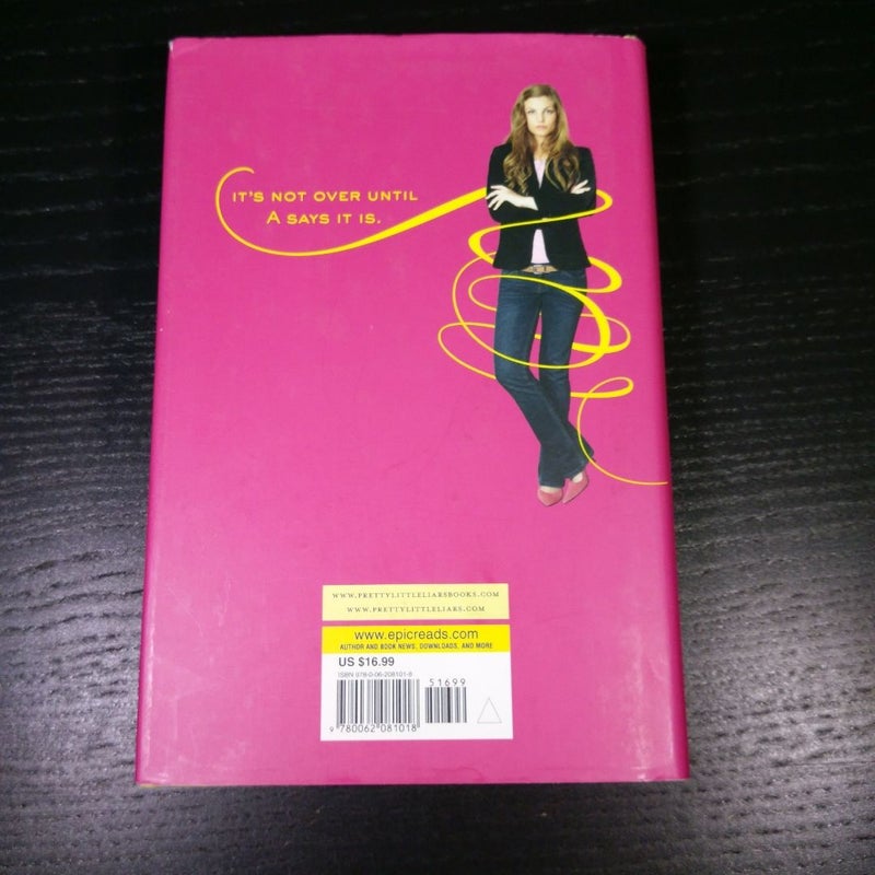 Pretty Little Liars #9: Twisted
