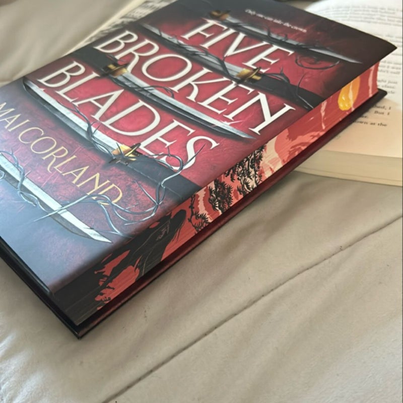 Five Broken Blades (Deluxe Limited Edition)