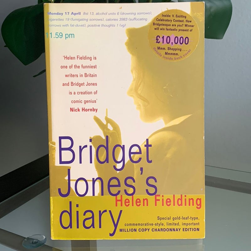 Bridget Jones's Diary by Helen Fielding, Paperback