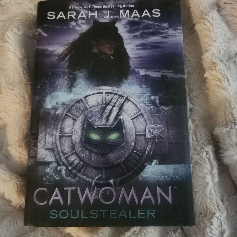 Catwoman: Soulstealer *signed*