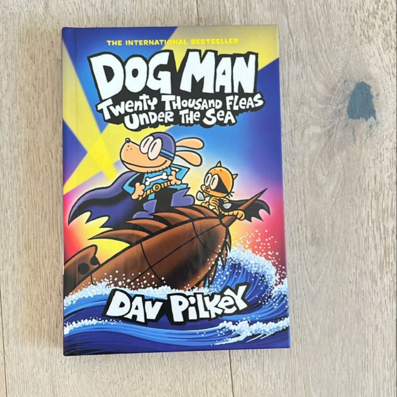 Dog Man: Twenty Thousand Fleas under the Sea: a Graphic Novel (Dog Man #11): from the Creator of Captain Underpants