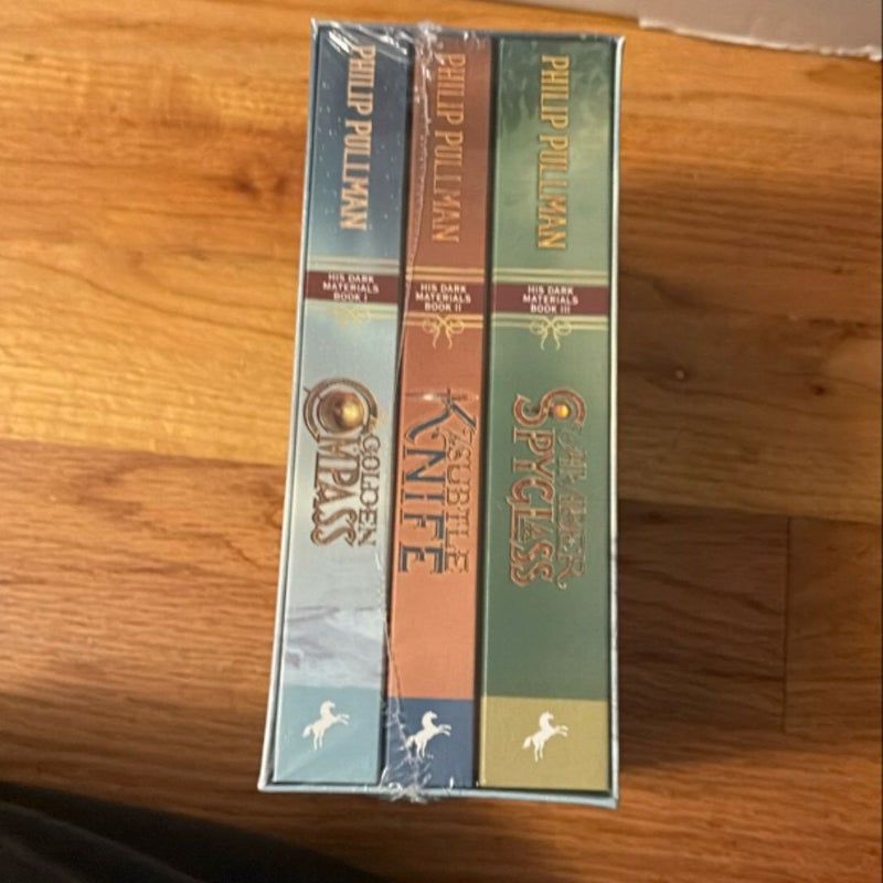 His Dark Materials 3-Book Paperback Boxed Set