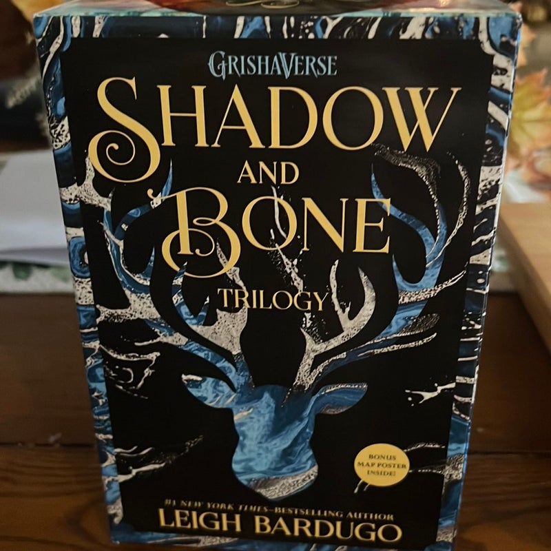 The Shadow and Bone Trilogy Boxed Set