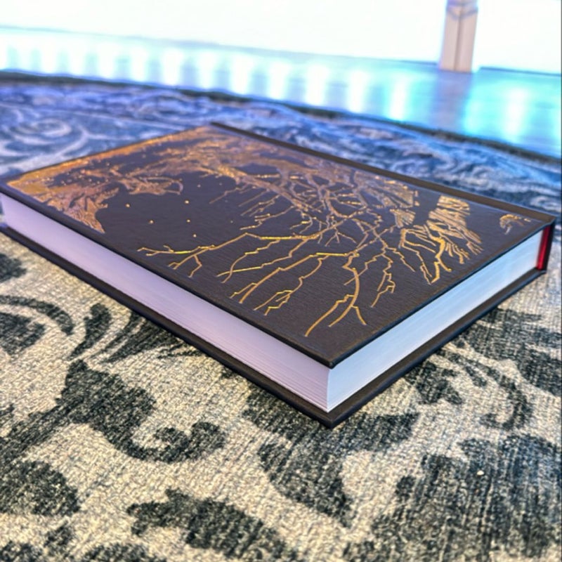 A Court of Thorns and Roses Collectors Edition