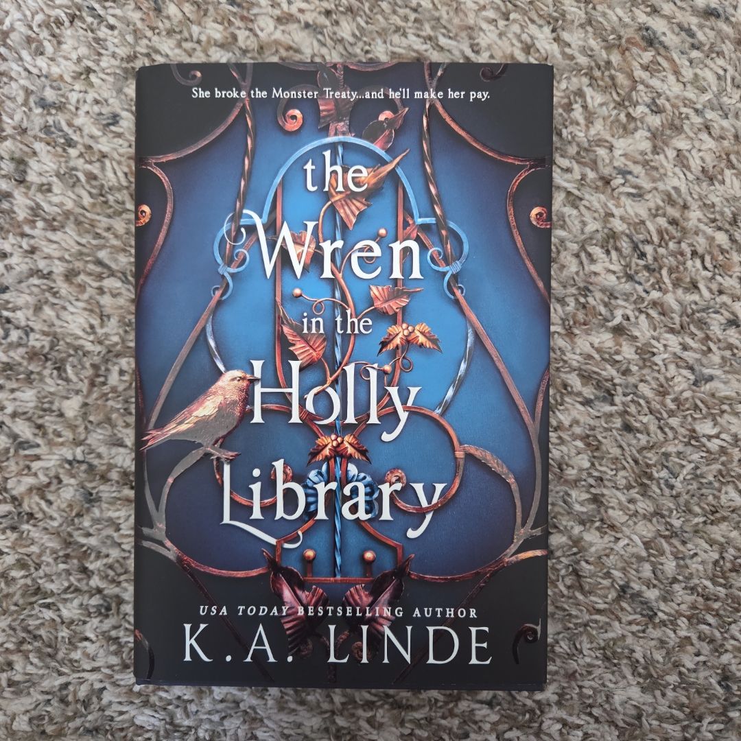 The Wren in the Holly Library (Deluxe Limited Edition)