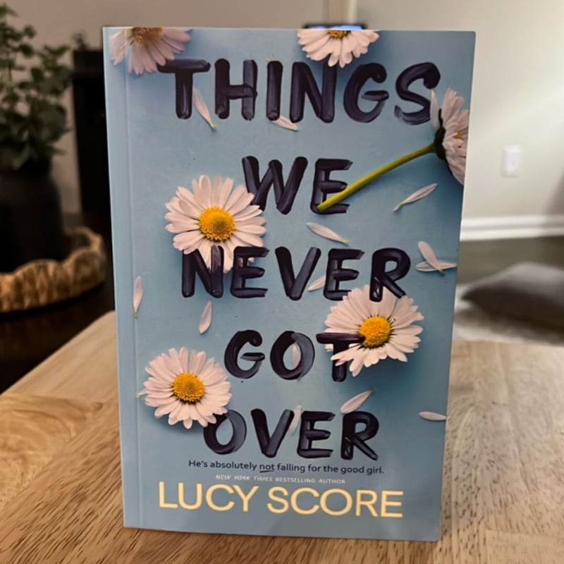 Things We Never Got Over by Lucy Score, Paperback | Pangobooks