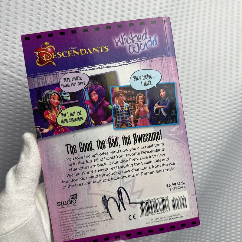 Disney Descendants Wicked World