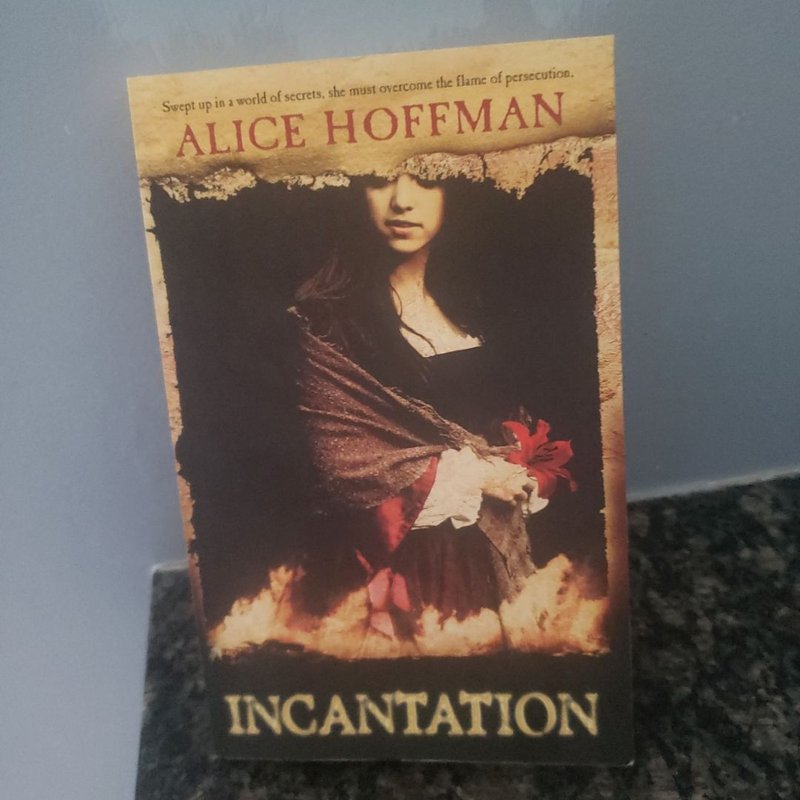 Incantation by Alice Hoffman, Paperback Pangobooks