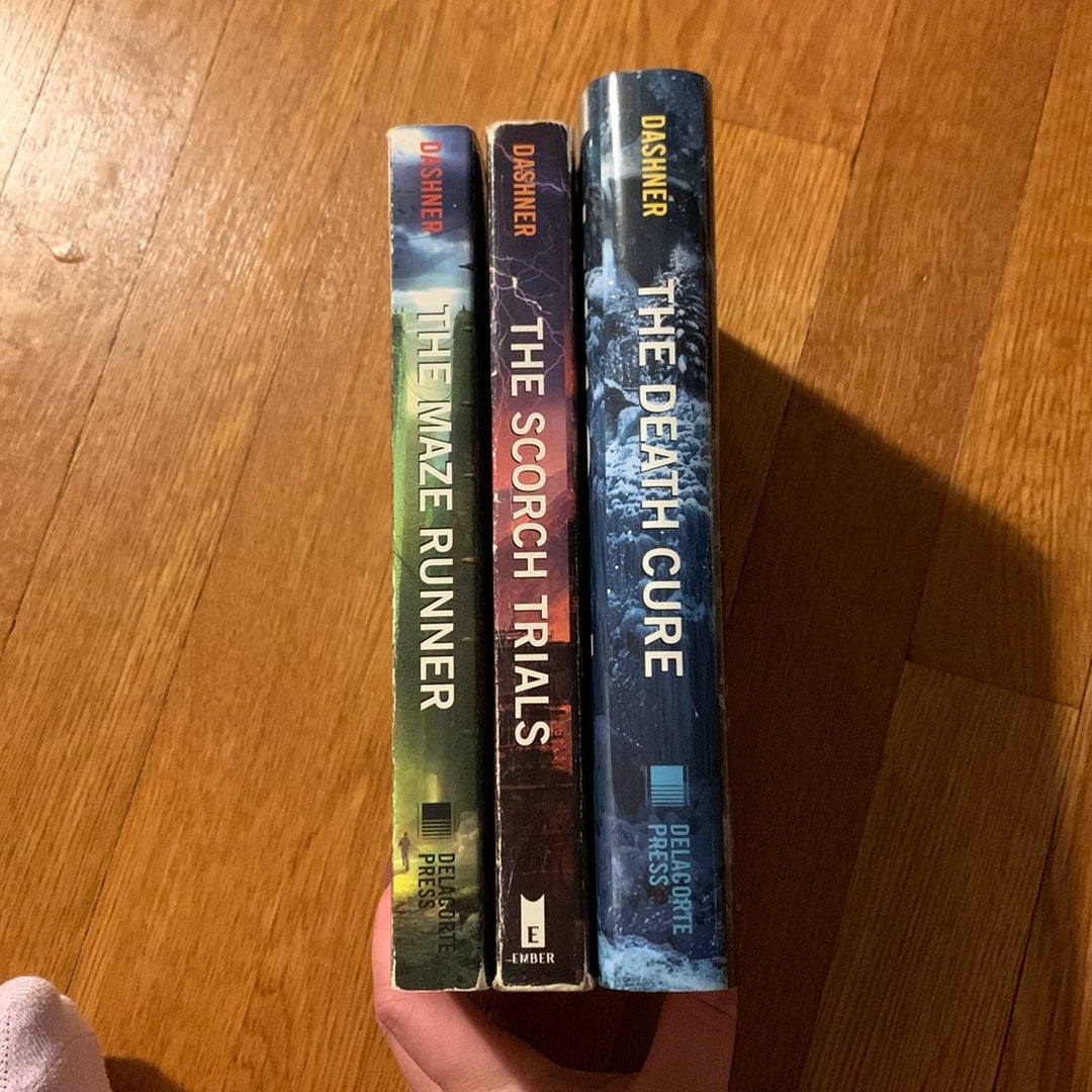 The Maze Runner Book Series James Dashner Delacorte Press 4 Paperback Book  Set