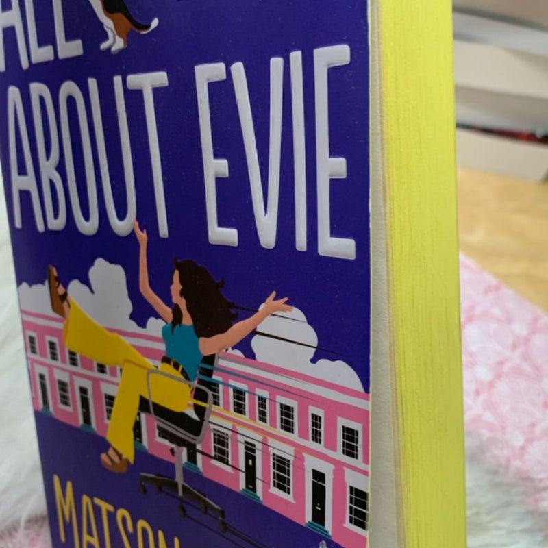 All about Evie (Sprayed Edges & Signed ✍️)
