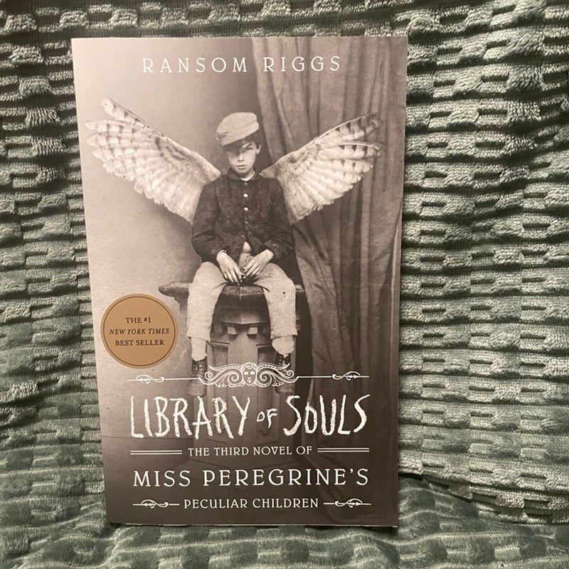 Miss Peregrine's Peculiar Children Boxed Set