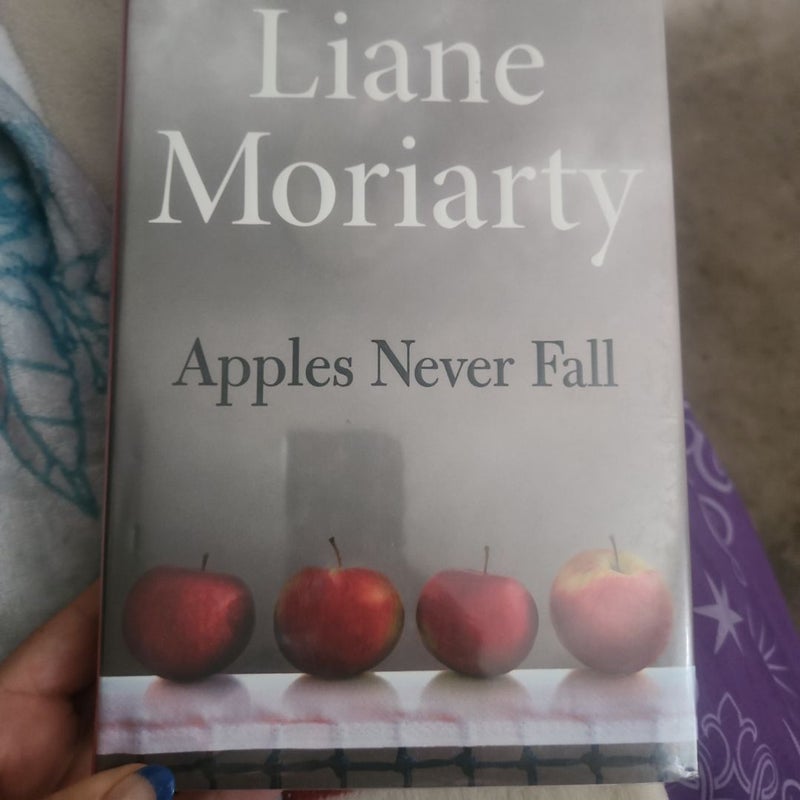 Apples Never Fall