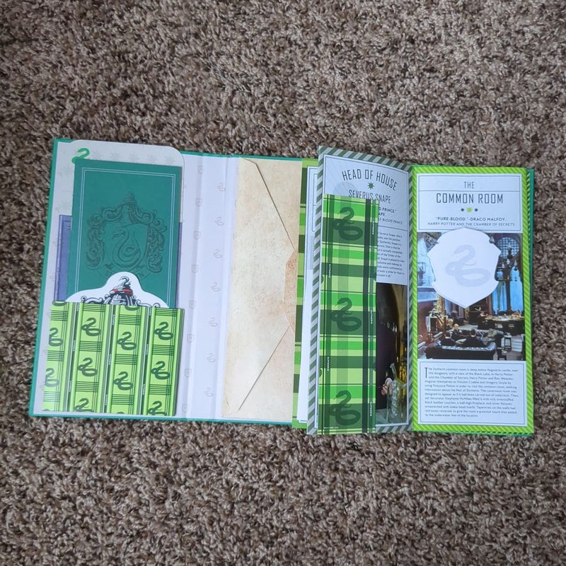 Harry Potter: Slytherin Magic - Artifacts from the Wizarding World