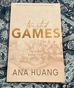 Twisted Love FOILED EDITION by Ana huang, Paperback
