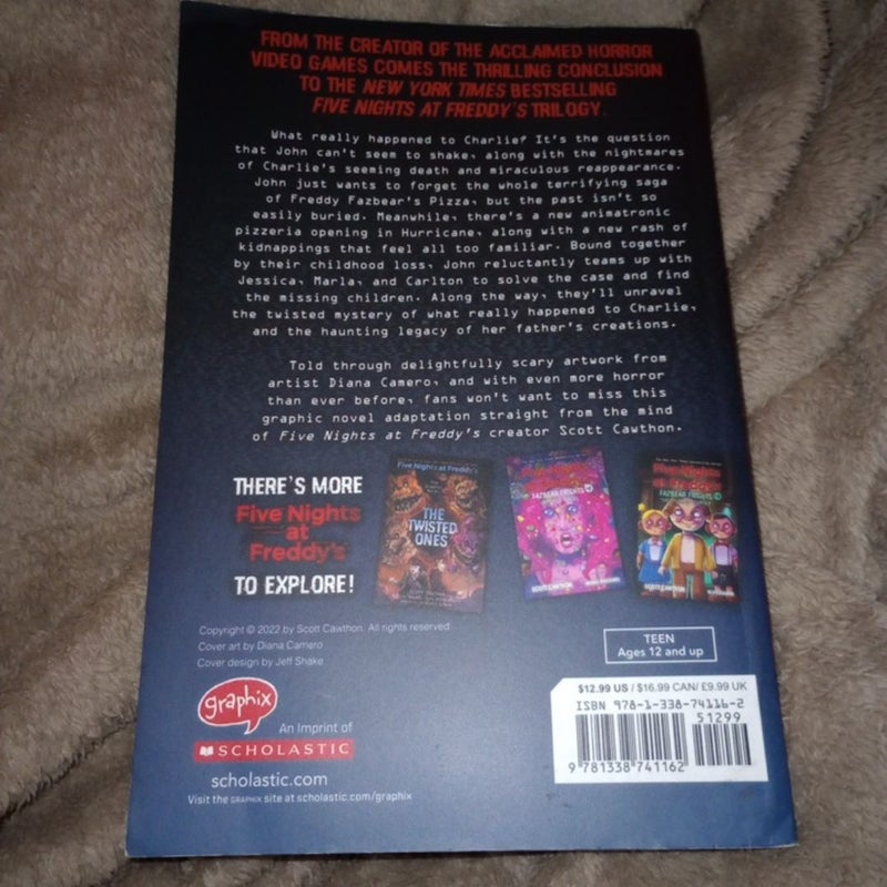 Fourth Closet: an AFK Book (Five Nights at Freddy's Graphic Novel #3)