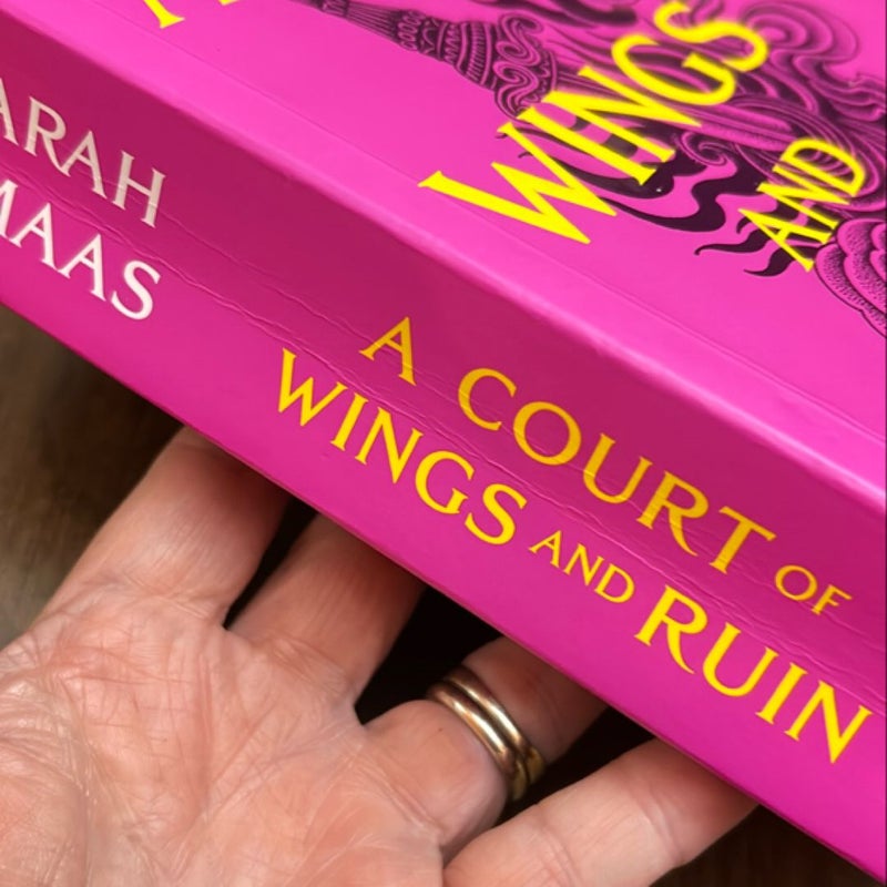 A Court of Wings and Ruin