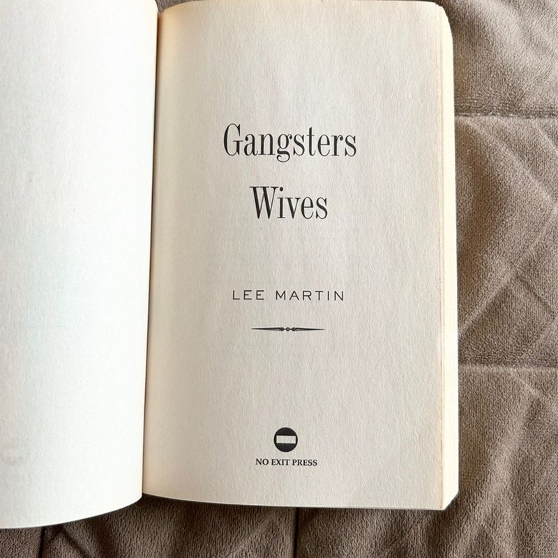 Gangsters Wives  1164