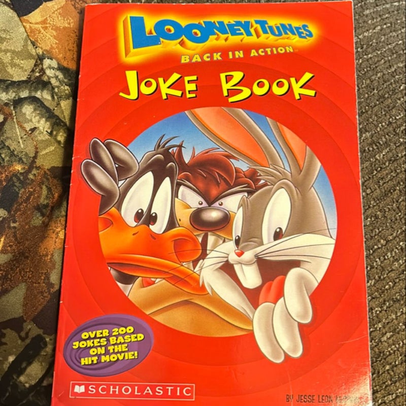 Looney Tunes Back in Action Joke Book