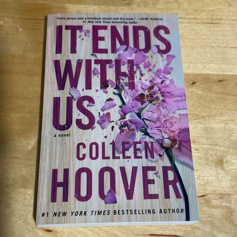 A Review: “It Ends with Us” by Colleen Hoover – The Traveling Bookworm