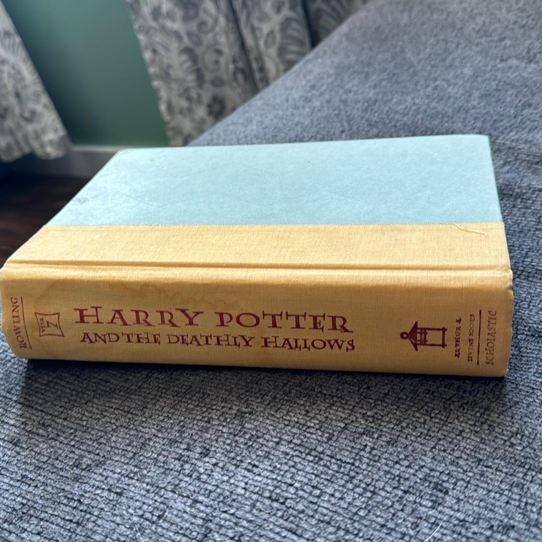 Harry Potter and the Deathly Hallows USA FIRST EDITION