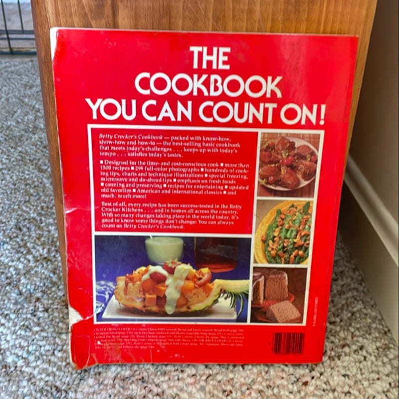 Betty Crocker's Cookbook