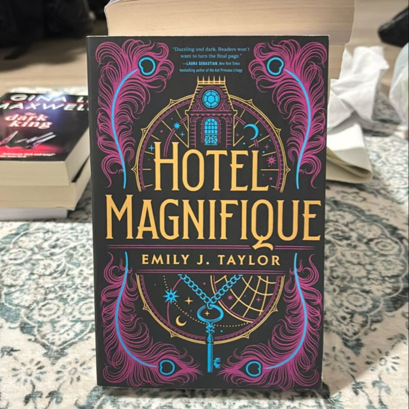 Hotel Magnifique
