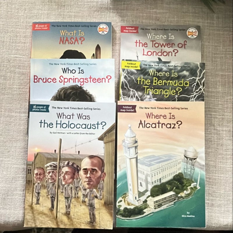 Set of 6 Who HQ books