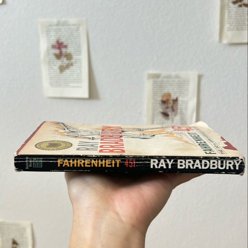 Fahrenheit 451