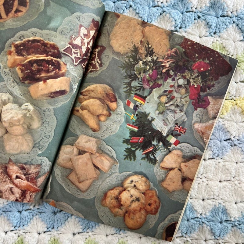 Good Housekeeping's Book of Cookies 1958