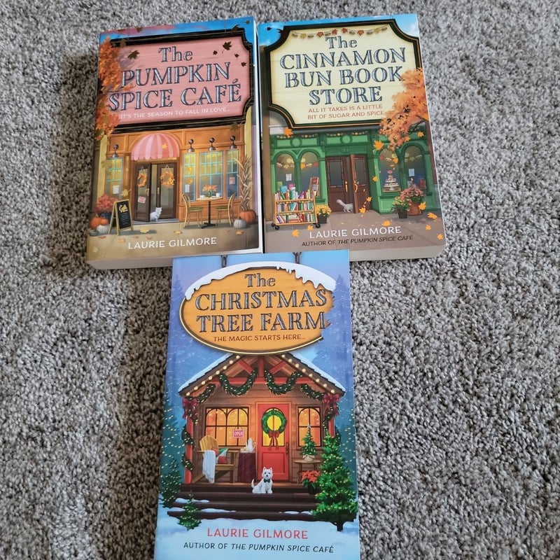 The Pumpkin Spice Café (***3 book bundle)