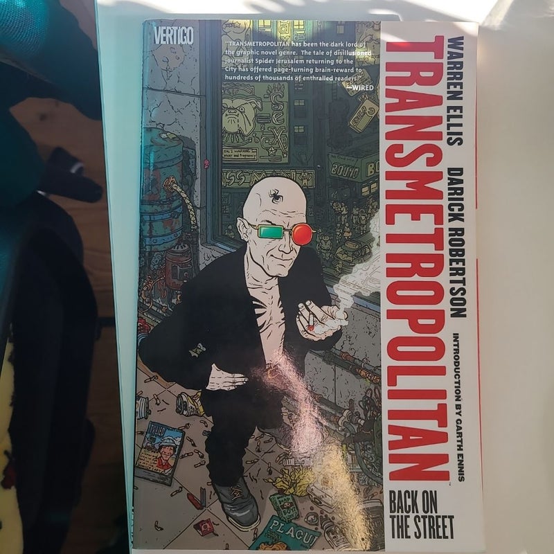 Transmetropolitan Vol. 1: Back on the Street