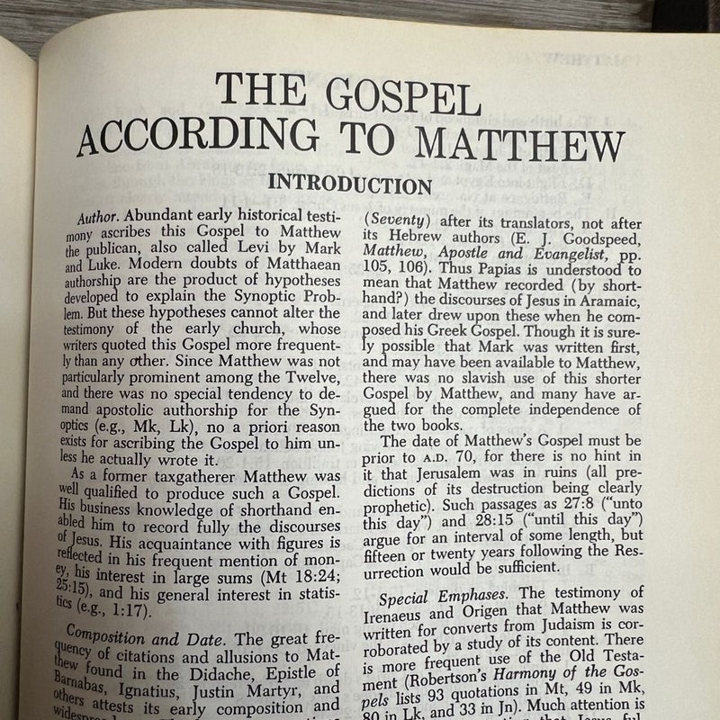 The Wycliffe Bible Commentary 1968 4th printing 