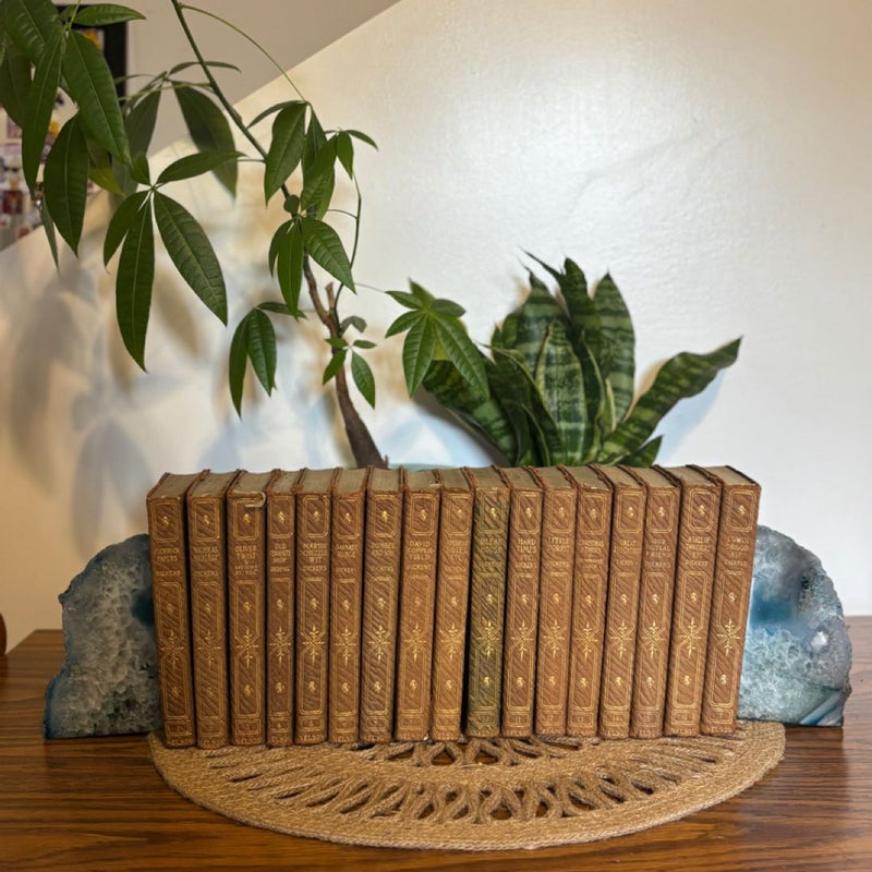 Charles Dickens Leatherbound Collection