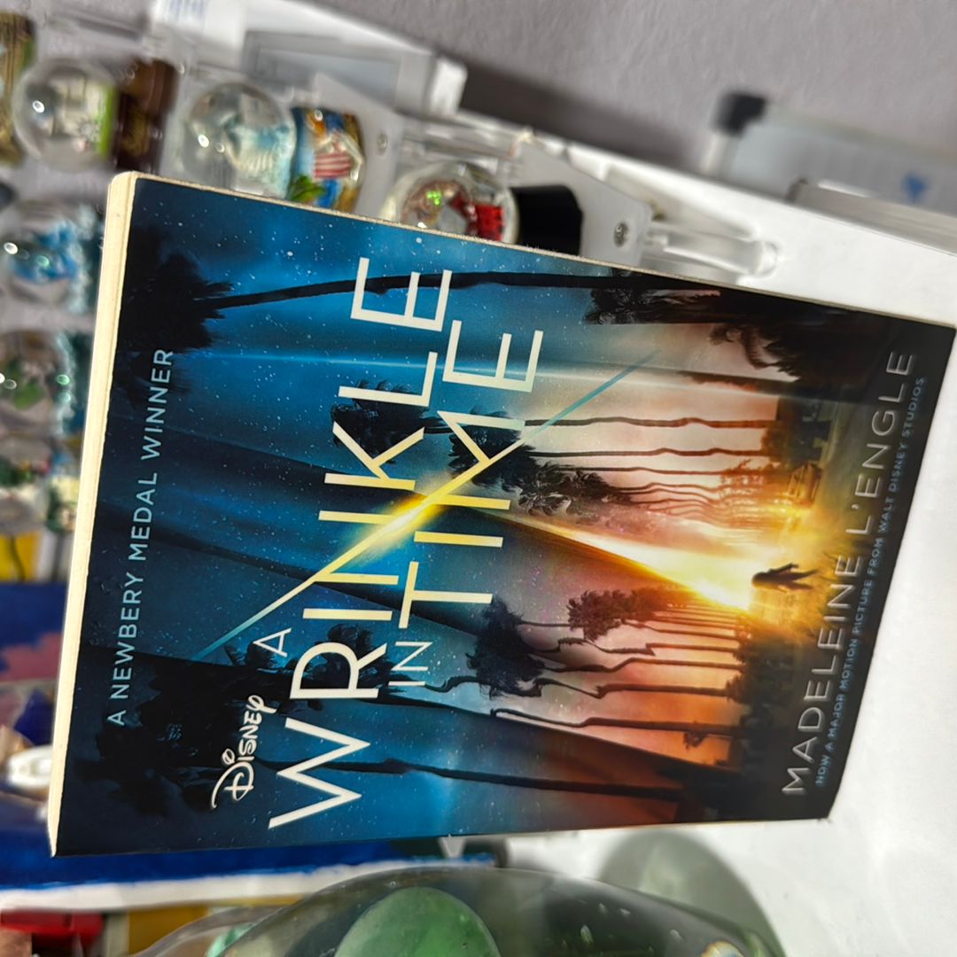 A Wrinkle in Time Movie Tie-In Edition