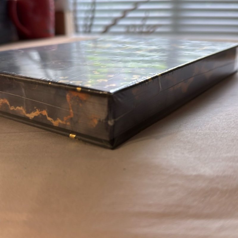 Trust Me x Hello Lovely