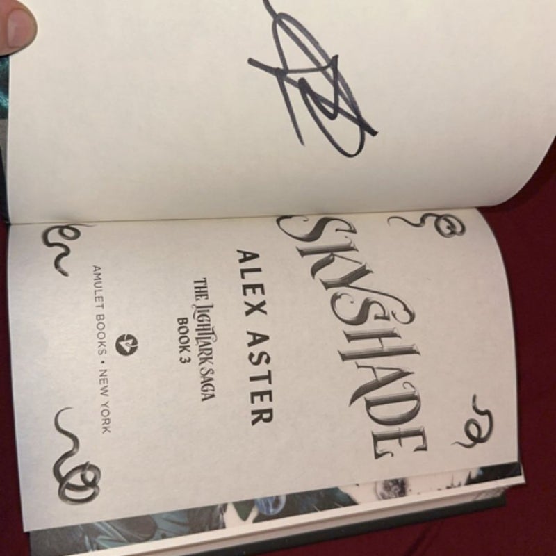 *Signed* indie skyshade/with page overlay 